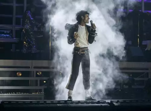 Michael_134195104644027989_big-cine_deskt.webp